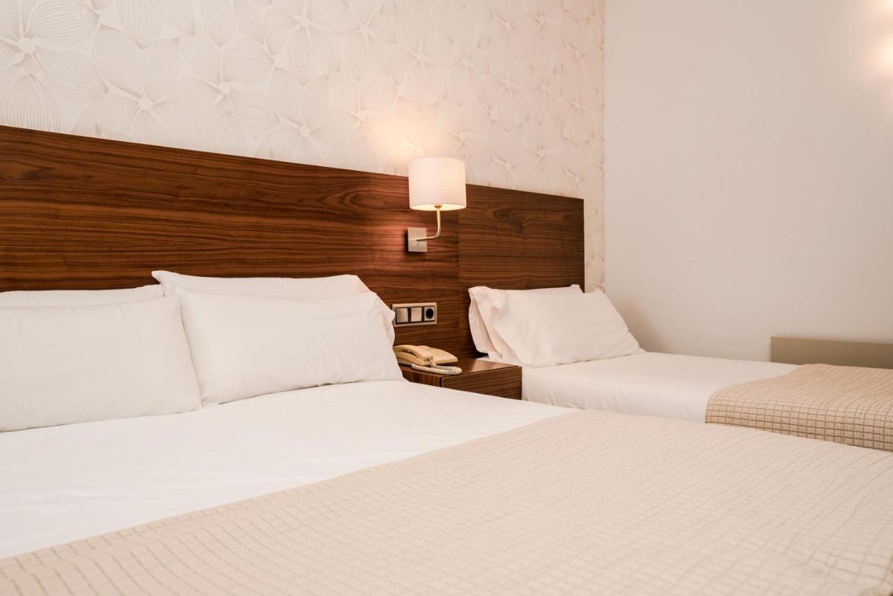Hotel Piramide Portonovo Luaran gambar