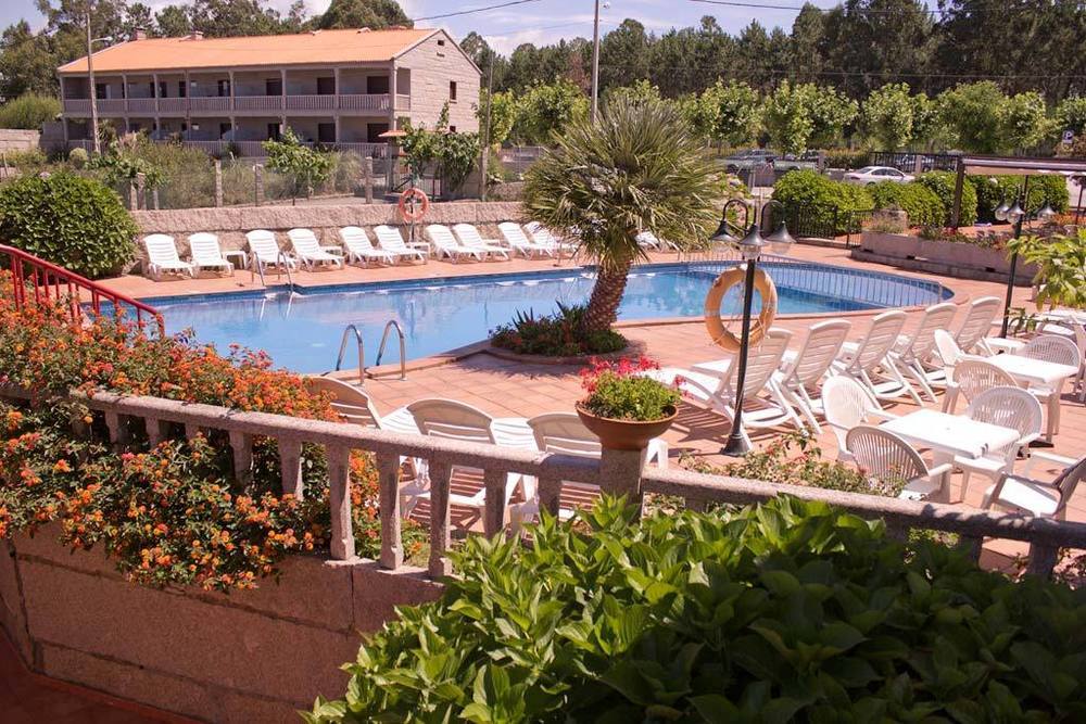 Hotel Piramide Portonovo Luaran gambar